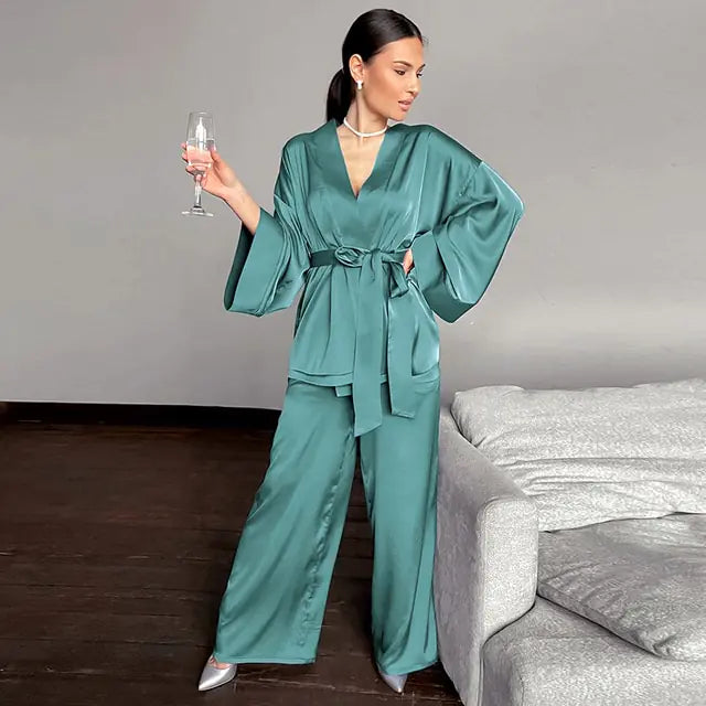 Connext - Satin Elegance Twin Set